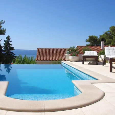 Nevista Holiday home